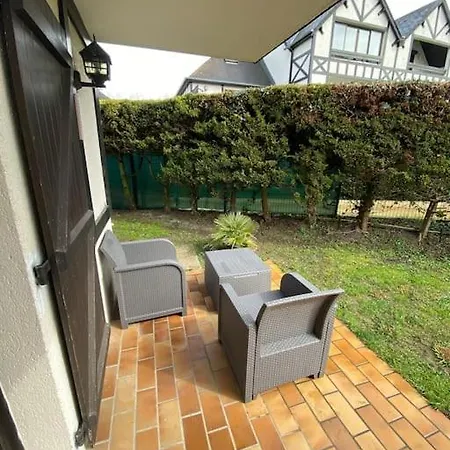 - - 4 Pers - 1 Ch - Piscine Apartman *